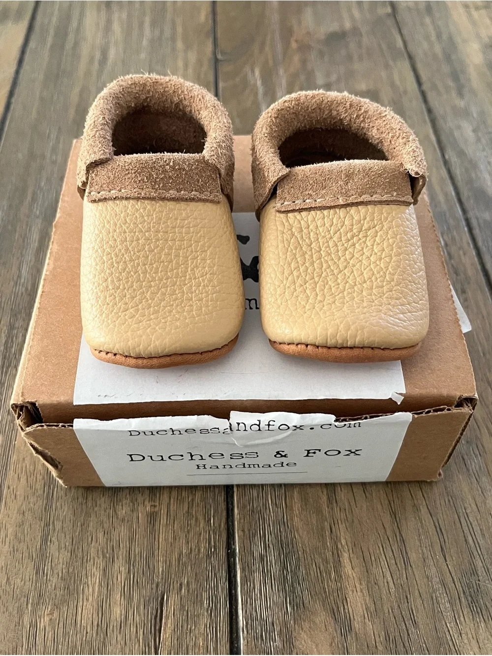 Duchess & Fox Infant Size 1 Tan Leather Moccasins *NEW